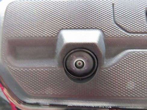 Used 2024 GMC Sierra 2500 Denali w/ Technology Package image 36