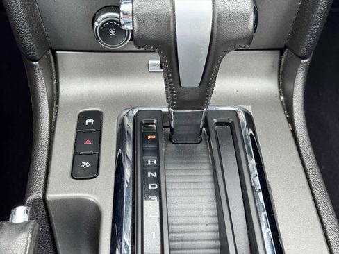 Used 2010 Ford Mustang Premium RWD image 43