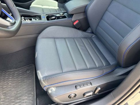 Used 2026 Volkswagen Golf AWD/4WD image 19