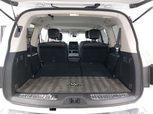 Used 2024 INFINITI QX80 Premium Select w/ Cargo Package image 16