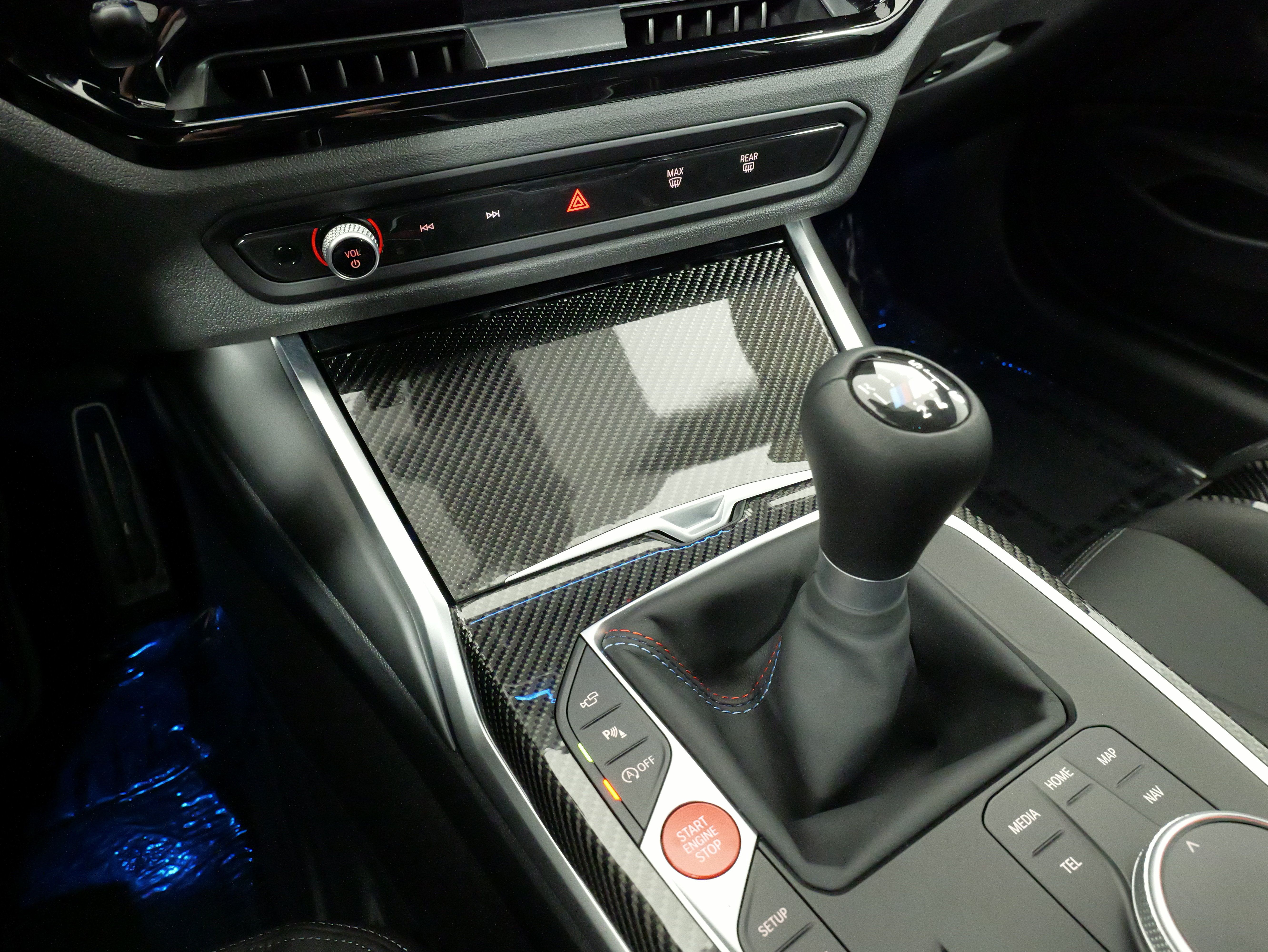 Used 2025 BMW M4 Coupe w/ M Carbon Exterior Package RWD image 68