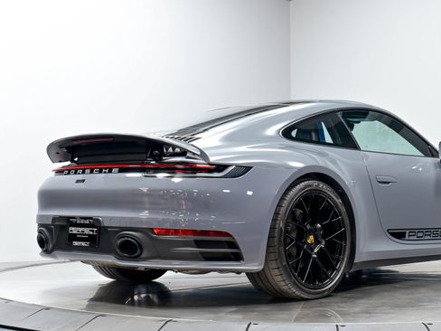 Used 2024 Porsche 911 Carrera image 21