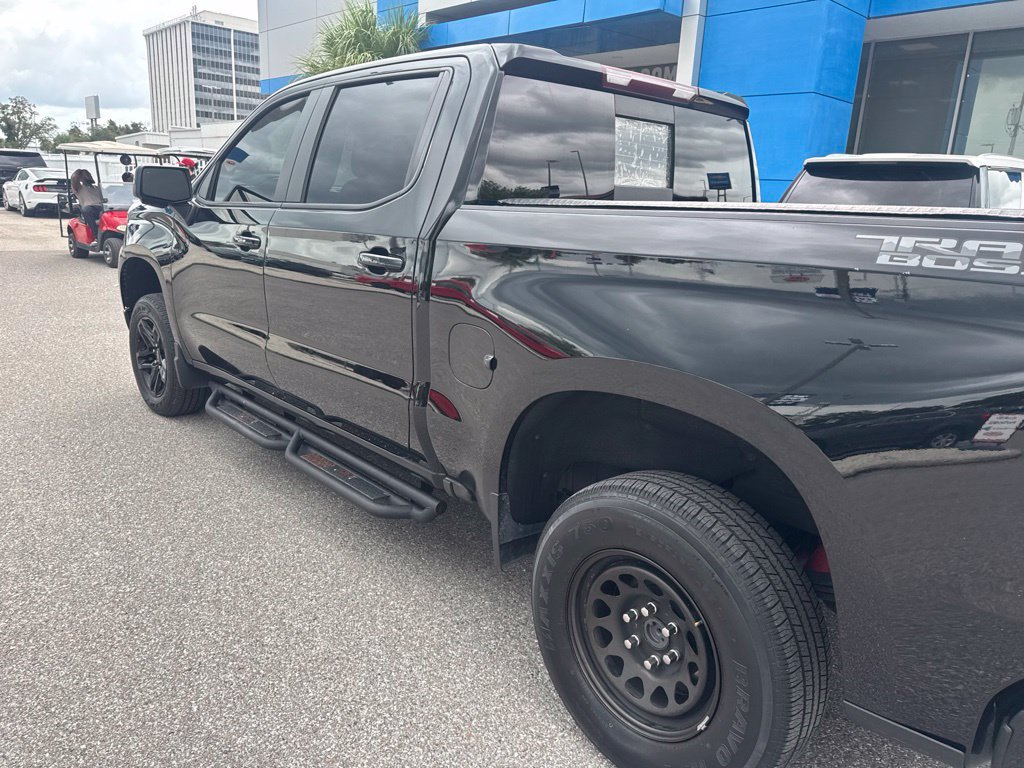 Used 2022 Chevrolet Silverado 1500 LT Trail Boss w/ LT Trail Boss Premium Package AWD/4WD image 7