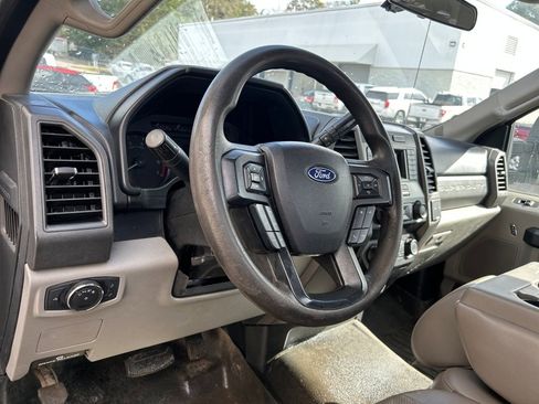 Used 2020 Ford F350 XL w/ Power Equipment Group image 10