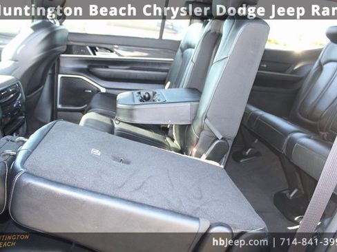 Used 2022 Jeep Wagoneer Series III image 45