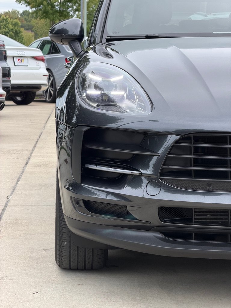 Used 2021 Porsche Macan AWD/4WD image 12