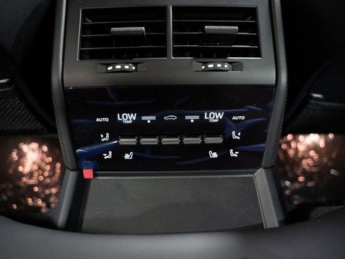 Certified 2024 Porsche Panamera image 16