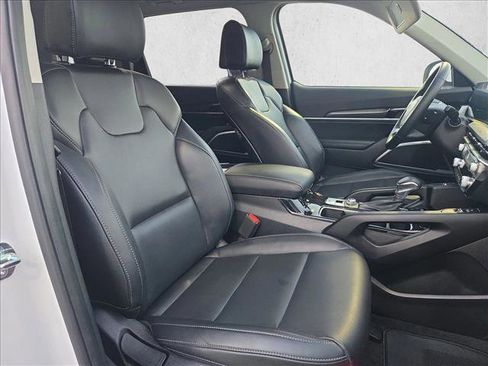 Used 2025 Kia Telluride S image 20