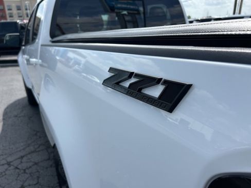 Used 2018 Chevrolet Colorado Z71 AWD/4WD image 11