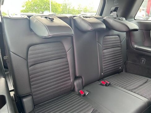 Used 2026 Nissan Pathfinder Rock Creek AWD/4WD image 7