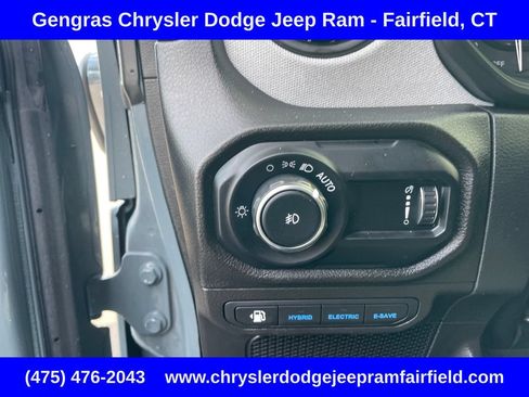 Used 2024 Jeep Wrangler Unlimited w/ Convenience Group AWD/4WD image 46