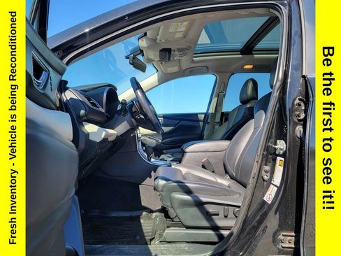 Used 2019 Subaru Ascent Limited w/ Popular Package #3 AWD/4WD image 9