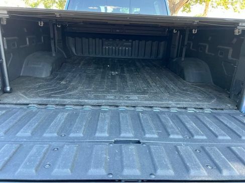 Used 2025 GMC Sierra 2500 Denali Ultimate AWD/4WD image 6