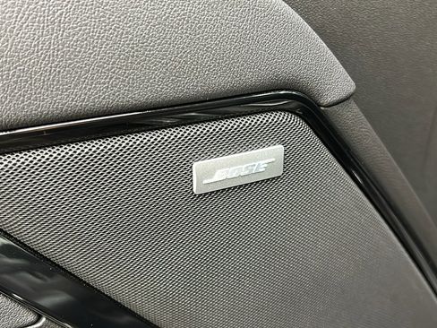 Used 2025 GMC Sierra 1500 AT4 w/ AT4 Premium Package image 32