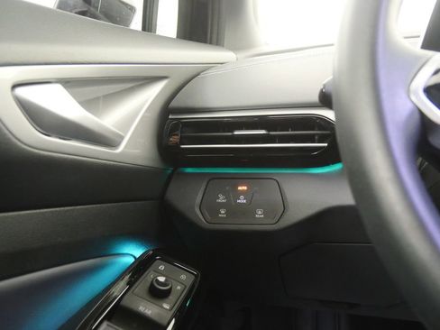 Used 2024 Volkswagen ID.4 S image 21