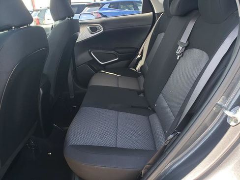 Certified 2022 Kia Soul LX FWD image 13