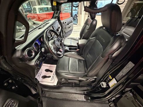 Used 2022 Jeep Wrangler Unlimited Sahara w/ Cold Weather Group AWD/4WD image 59