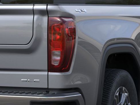 New 2026 GMC Sierra 1500 SLE w/ Preferred Package AWD/4WD image 11