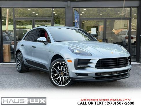 Used 2020 Porsche Macan AWD/4WD image 2