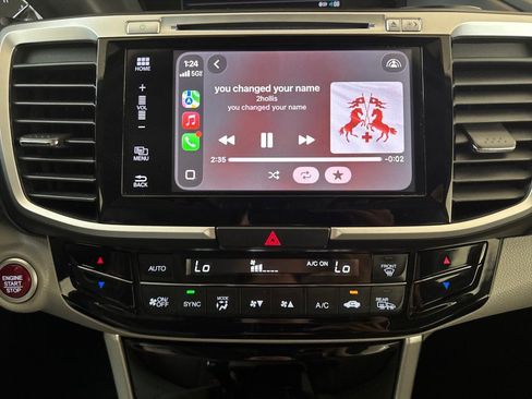 Used 2017 Honda Accord Touring image 24