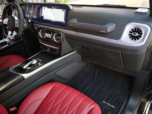 Used 2024 Mercedes-Benz G 63 AMG 4MATIC image 24