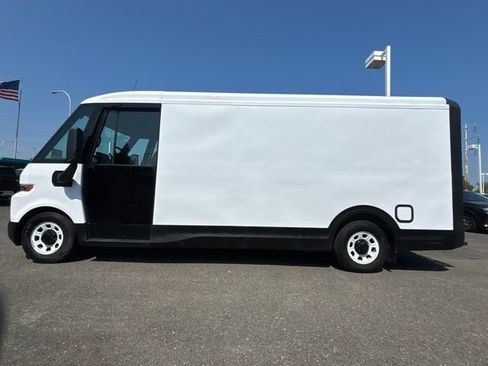 Used 2023 Chevrolet Brightdrop 600 w/ Active Safety Package 2 AWD/4WD image 2