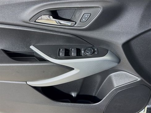 New 2026 Chevrolet Trax RS w/ Driver Confidence Package image 16