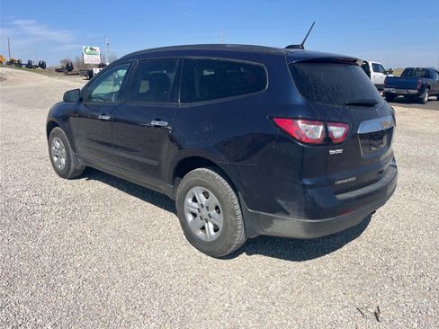 Used 2017 Chevrolet Traverse LS image 3