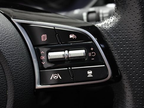 Used 2022 Kia Forte GT-Line w/ GT-Line Premium Package image 32