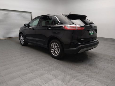 Used 2024 Ford Edge SEL image 5