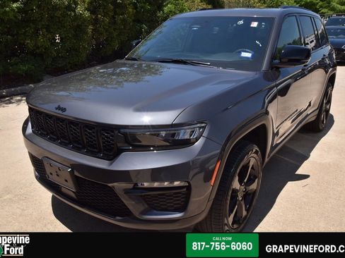Used 2024 Jeep Grand Cherokee Limited w/ Black Appearance Package AWD/4WD image 1