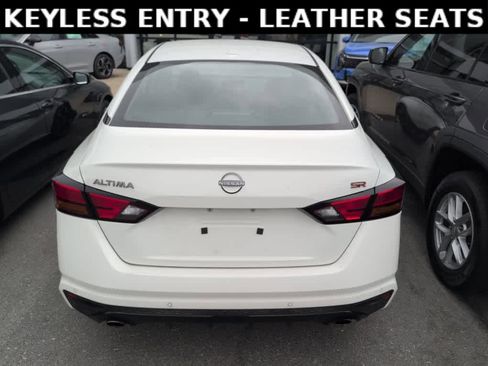 Used 2023 Nissan Altima 2.5 SR image 5