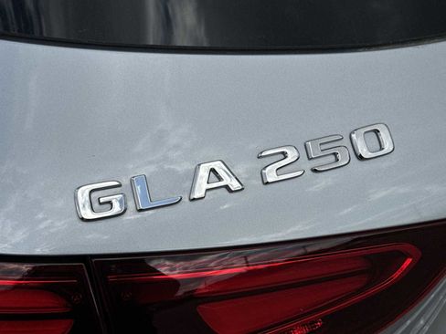 New 2026 Mercedes-Benz GLA 250 4MATIC image 11