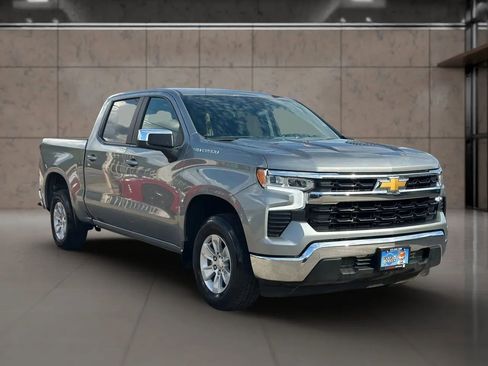 Used 2025 Chevrolet Silverado 1500 LT image 7