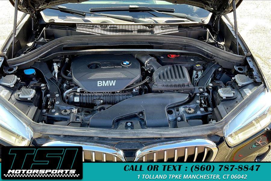 Used 2017 BMW X1 xDrive28i AWD/4WD image 9