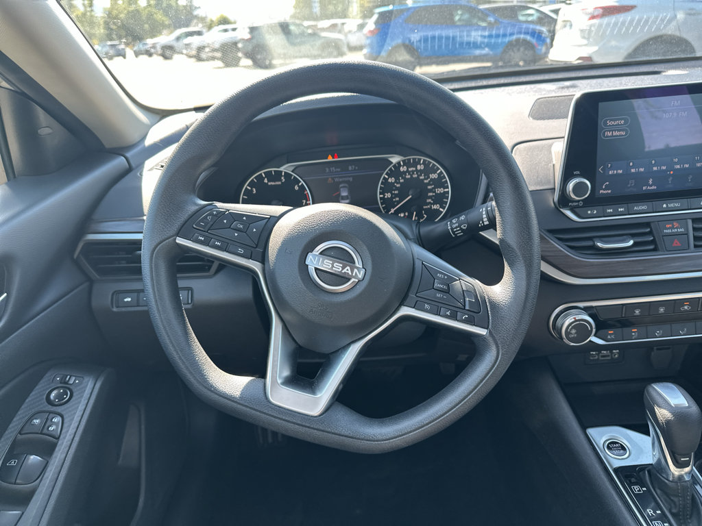 Used 2024 Nissan Altima 2.5 SV FWD image 19
