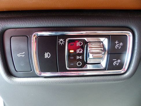 Used 2024 Lincoln Aviator Reserve w/ Equipment Group 201A image 27