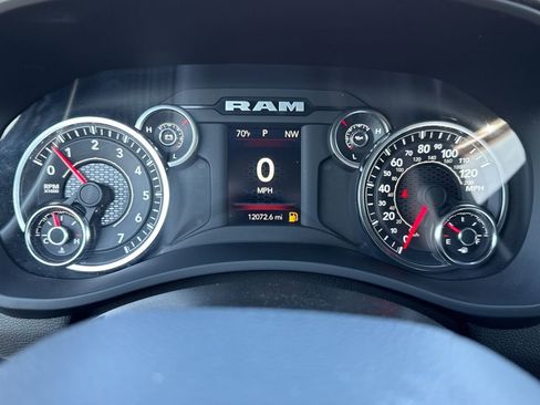 Used 2024 RAM 2500 Big Horn w/ Bed Utility Group AWD/4WD image 9