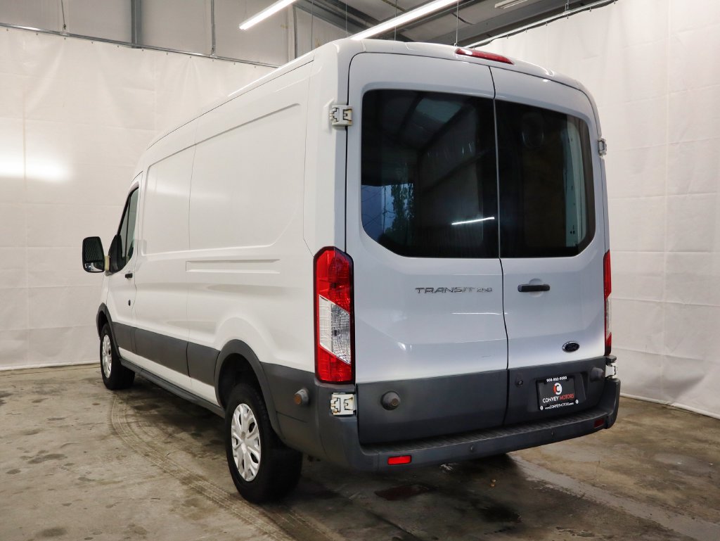 Used 2015 Ford Transit 250 148 Medium Roof RWD image 4