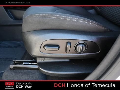 Used 2020 GMC Terrain SLE w/ Driver Convenience Package image 18