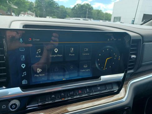 Used 2026 Chevrolet Silverado 1500 LT AWD/4WD image 11