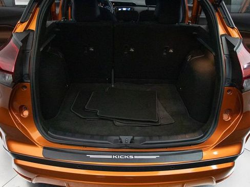 Used 2022 Nissan Kicks SR FWD image 20