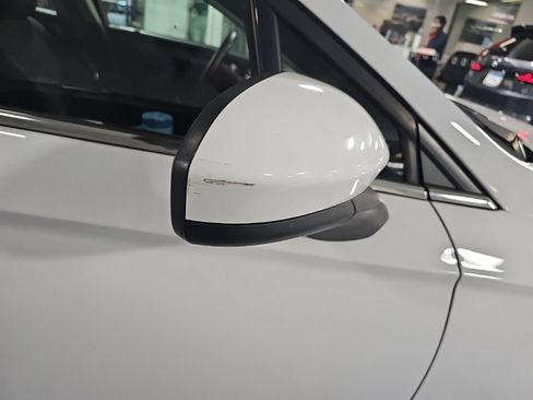 Used 2020 Ford Fusion SE FWD image 18