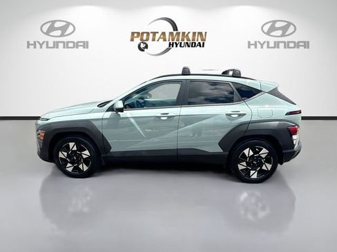 Certified 2024 Hyundai Kona SEL w/ Convenience Package FWD image 8