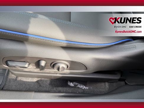 New 2026 Buick Envista Sport Touring w/ Convenience I Package image 11