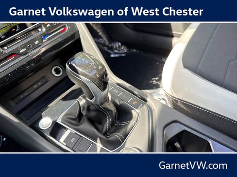New 2026 Volkswagen Taos SE AWD/4WD image 10