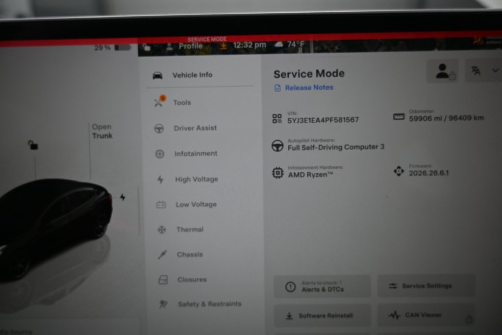 Used 2023 Tesla Model 3 Standard Range RWD image 13