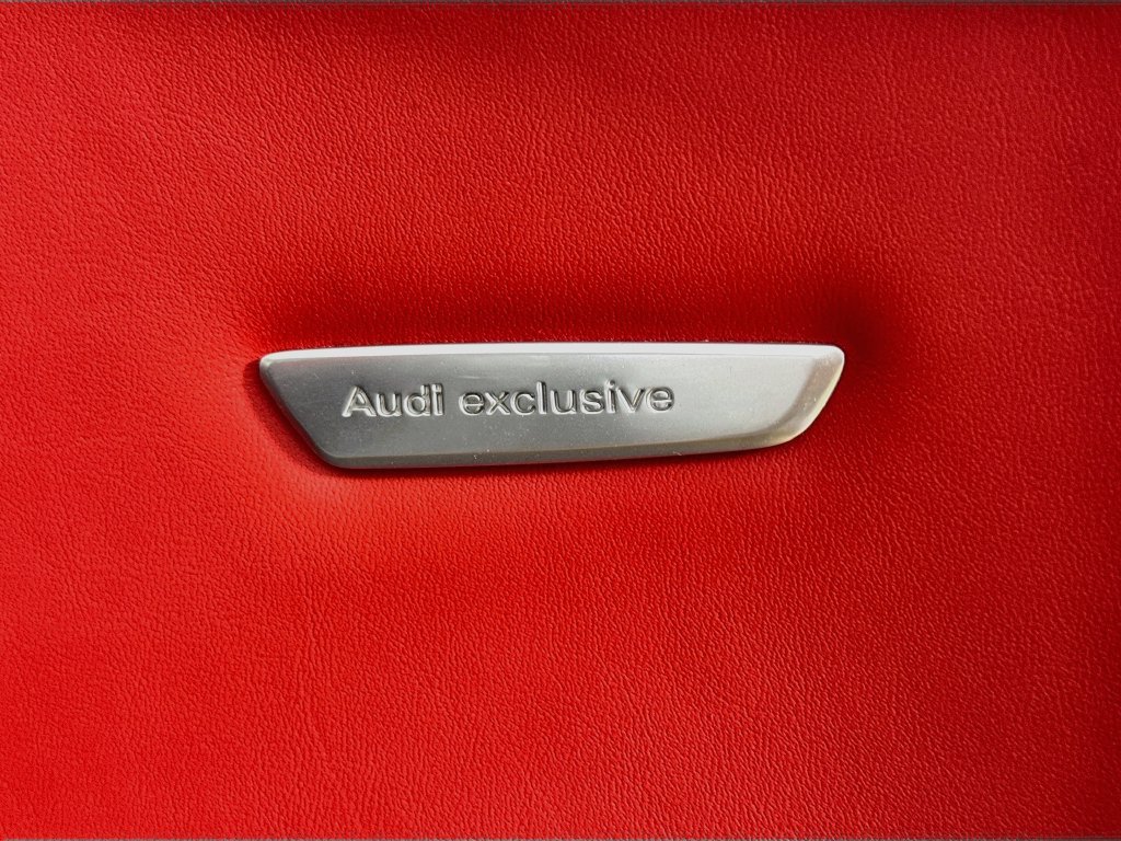 Used 2016 Audi RS 7 Prestige w/ Carbon-Optic Package AWD/4WD image 36
