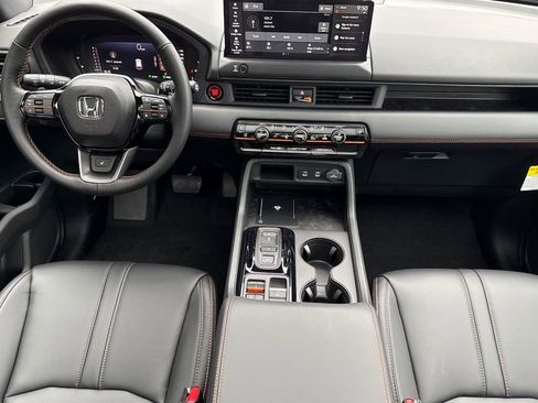 New 2026 Honda Pilot TrailSport image 9