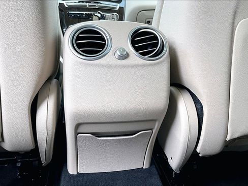 Used 2021 Mercedes-Benz GLC 300 image 38